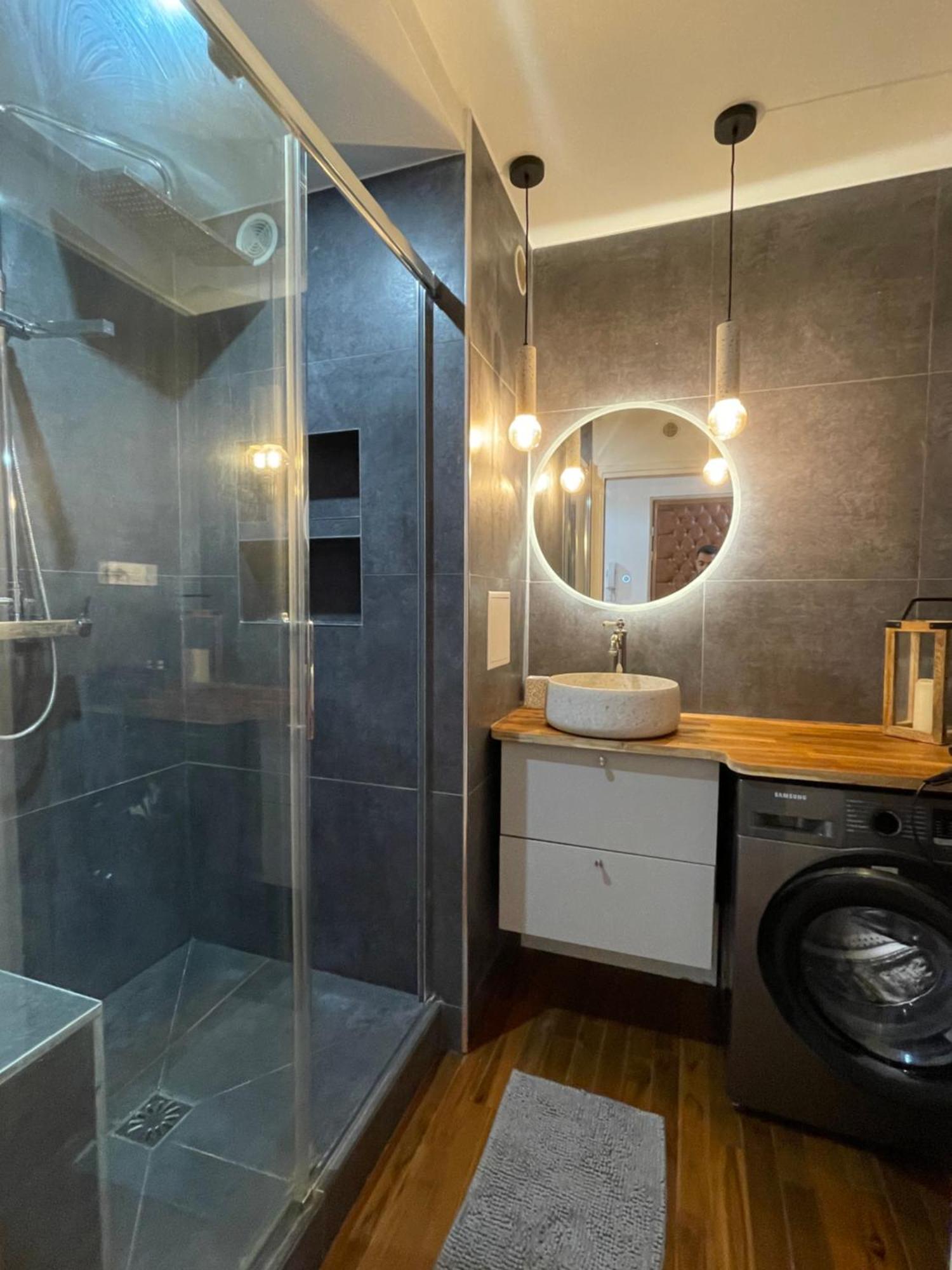 Appartement Magnifique 3 Pieces De 55m2 Au Calme Avec Balcon *
